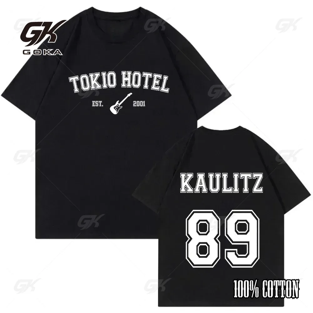 Street Fashion In Tokyo - Camiseta com Estampa do Monograma da
