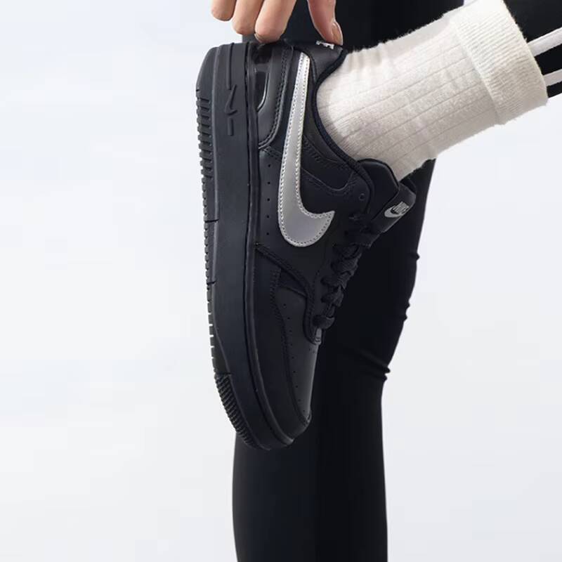 Tênis Feminino Nike Gamma Forc - Street Fashion Nike avaliação e preço