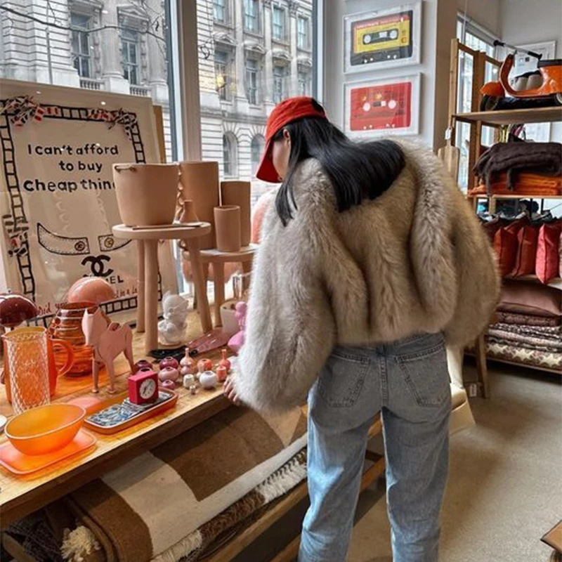 Jaqueta Curta de Pele Sintétic - Street Fashion Week avaliação e preço