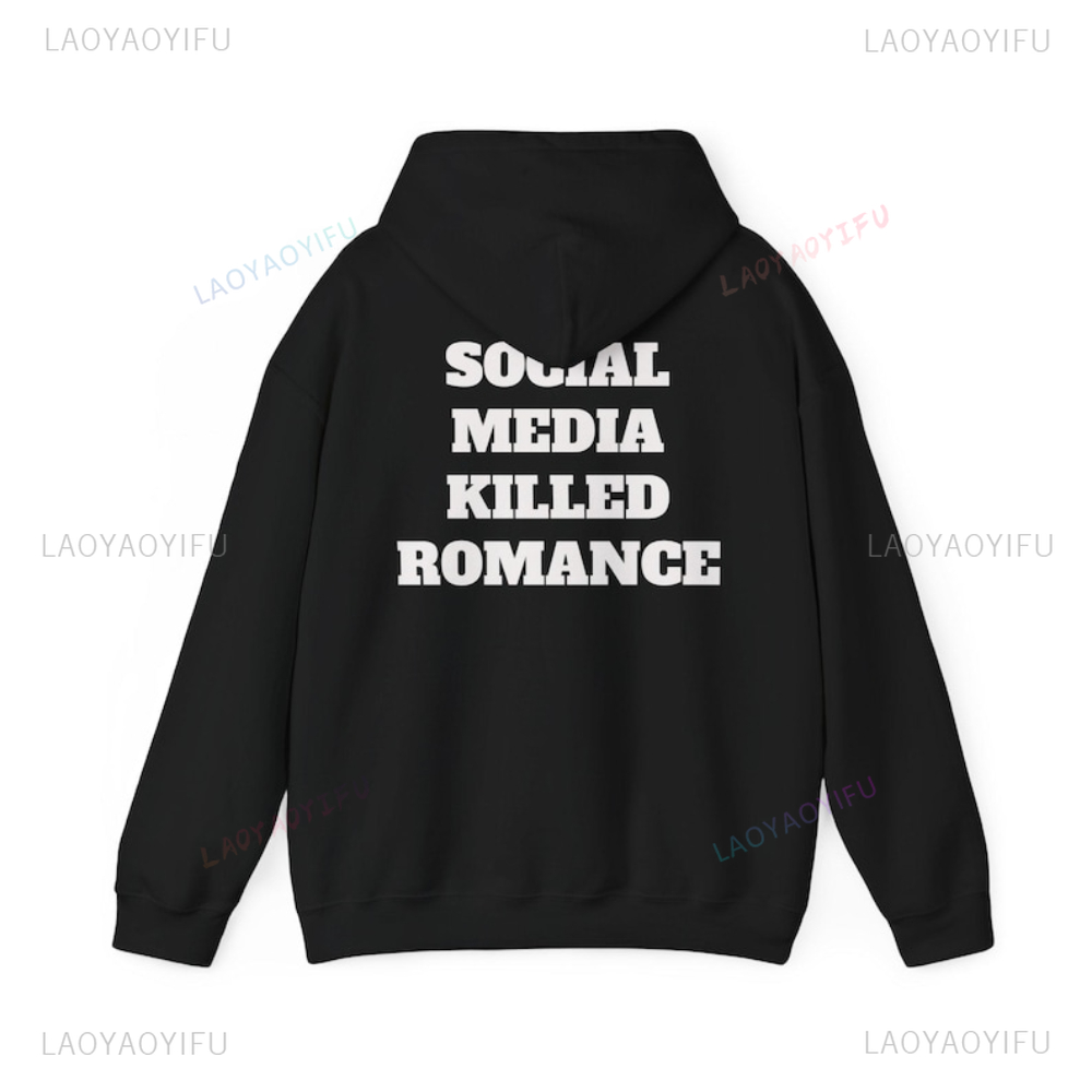 Mídia social matou romance let - Graphic Hoodie Streetwear avaliação e preço